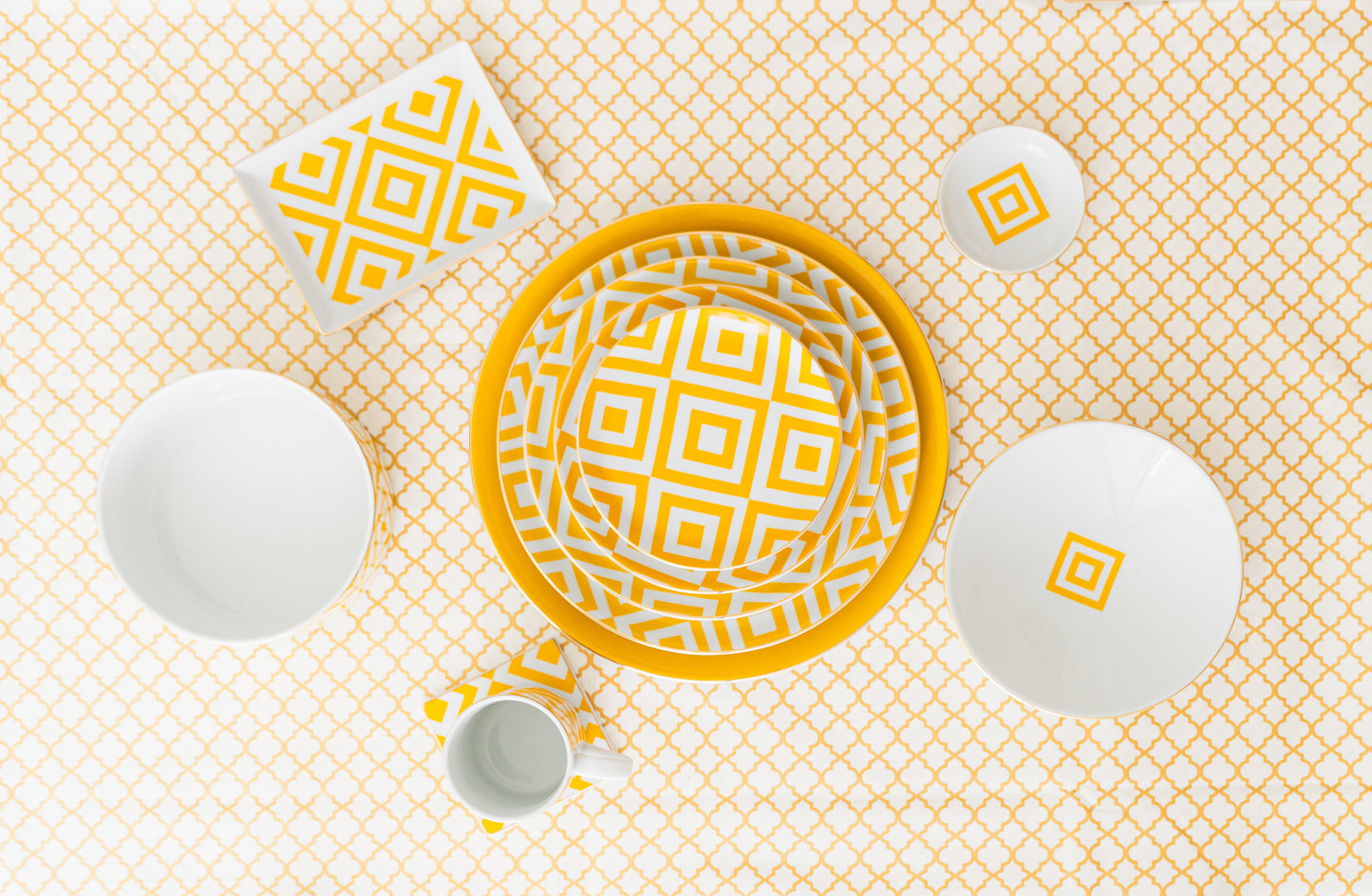 Nappe_marocaine_blanc_or