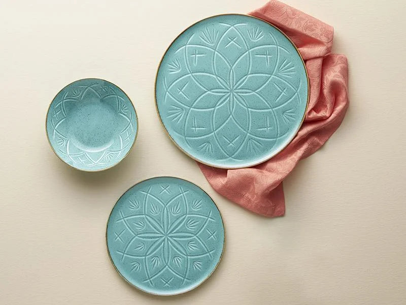 Service de table six personnes turquoise marocain motifs relief marocain