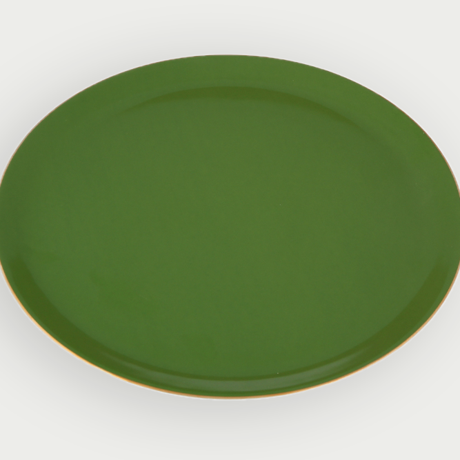 eclat dethique et dauthenticite assiette plate verte de 32cm refletant la decoration traditionnelle des maisons marocaines