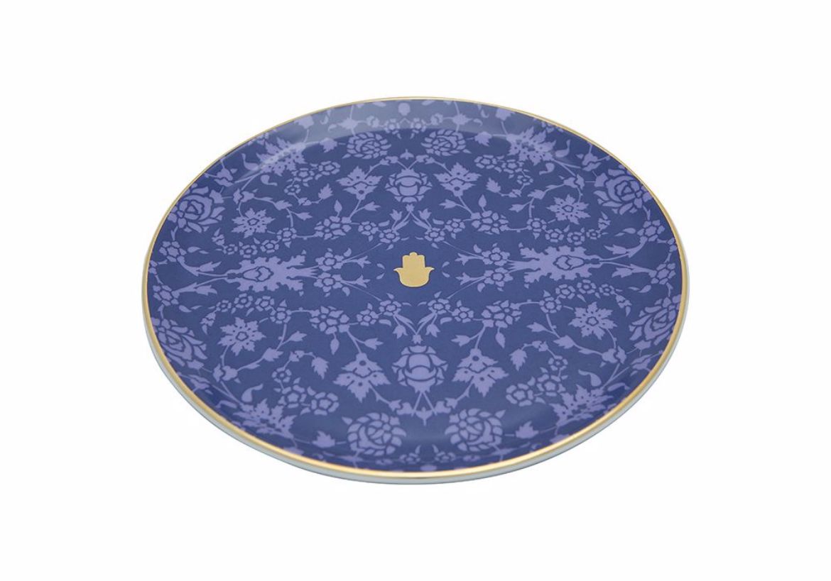 ethique et elegante cette assiette marine a motifs 24cm evoque la décoration des maisons du Maroc avec son atmosphere unique