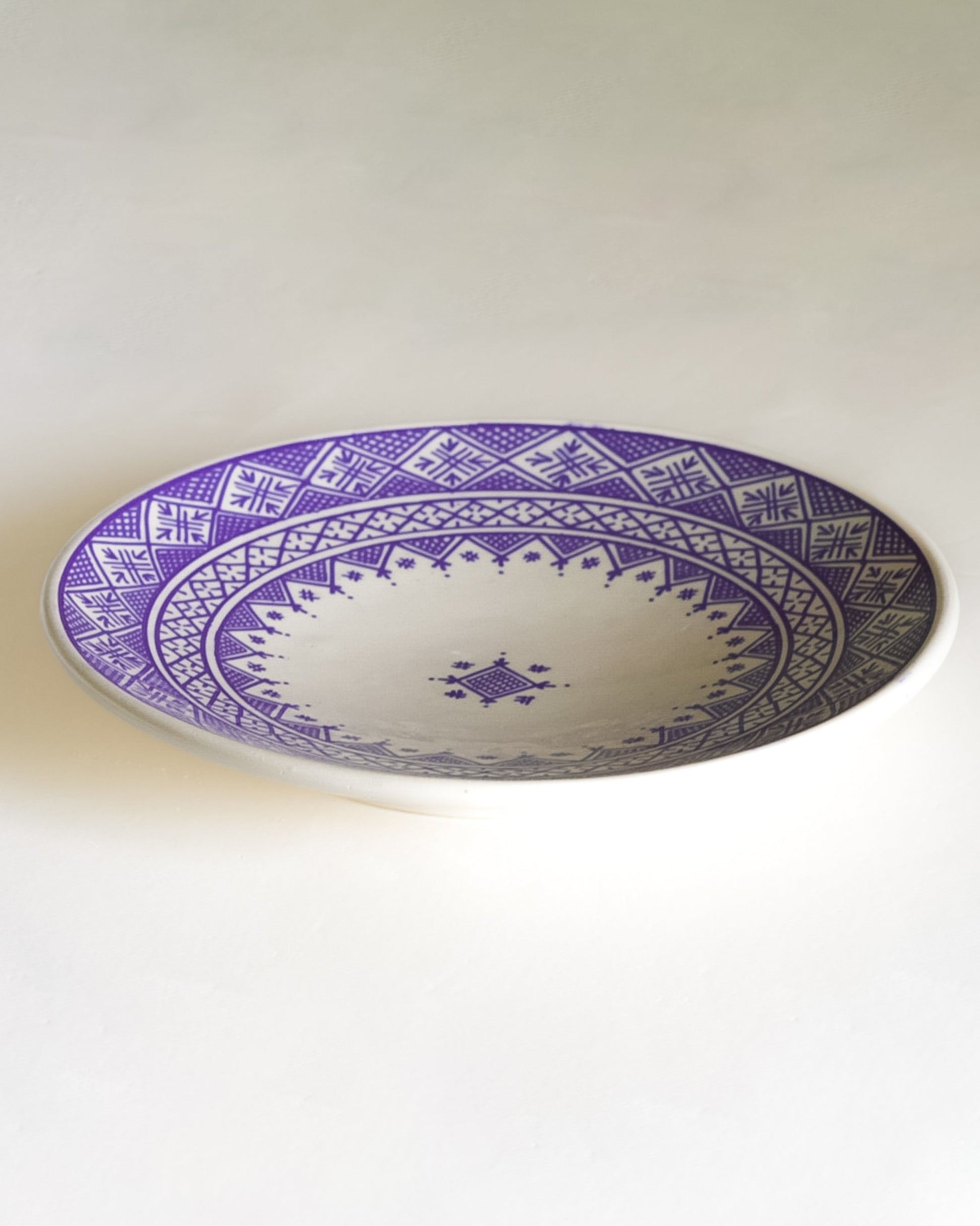 assiette plate bleu et blanc marocain ceramique 22cm