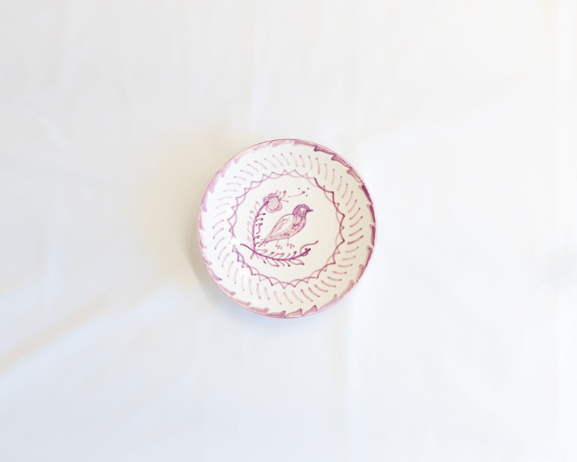 assiette plate violette ceramique artisanale marocaine
