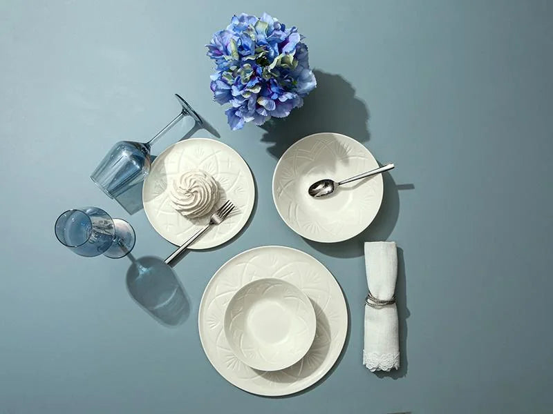 service de table complet six personnes blanc motifs marocain