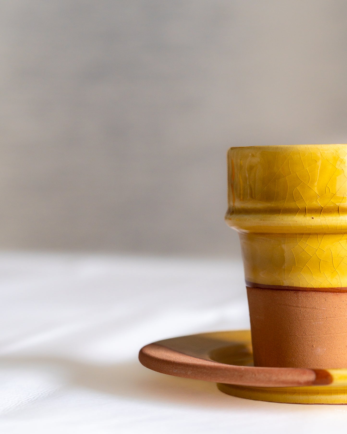 Tasse a cafe beldi jaune artisanale marocaine terre cuite