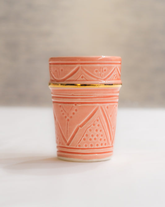 ambiance marocaine authentique avec ce verre beldi parfait pour une atmosphere chaleureuse dans la decoration maisons