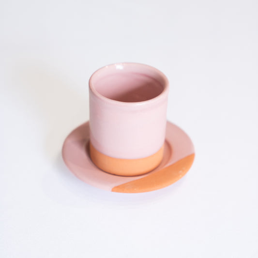 Tasse à café en terre cuite rose clair