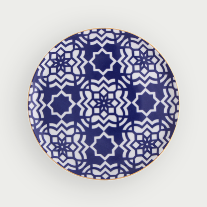 Assiette a dessert bleu majorelle avec motifs bleu azulejos marocain et motifs marocains