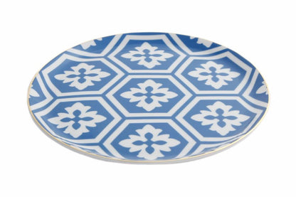 eclat et atmosphere du Maroc captures dans une assiette plate bleu de 28cm mettant en avant la decoration maisons traditionnelle