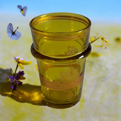 Verres à thé marocains colorés