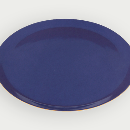 evoquant une atmosphere marocaine authentique cette assiette plate de 32cm en bleu Majorelle ajoute un eclat ethique à toute decoration de maison