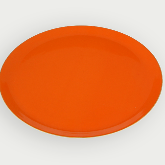 ethique et authentique cette assiette de presentation orange de 32cm évoque latmosphere marocaine parfaite pour la decoration de maisons recherchant un eclat distinctif