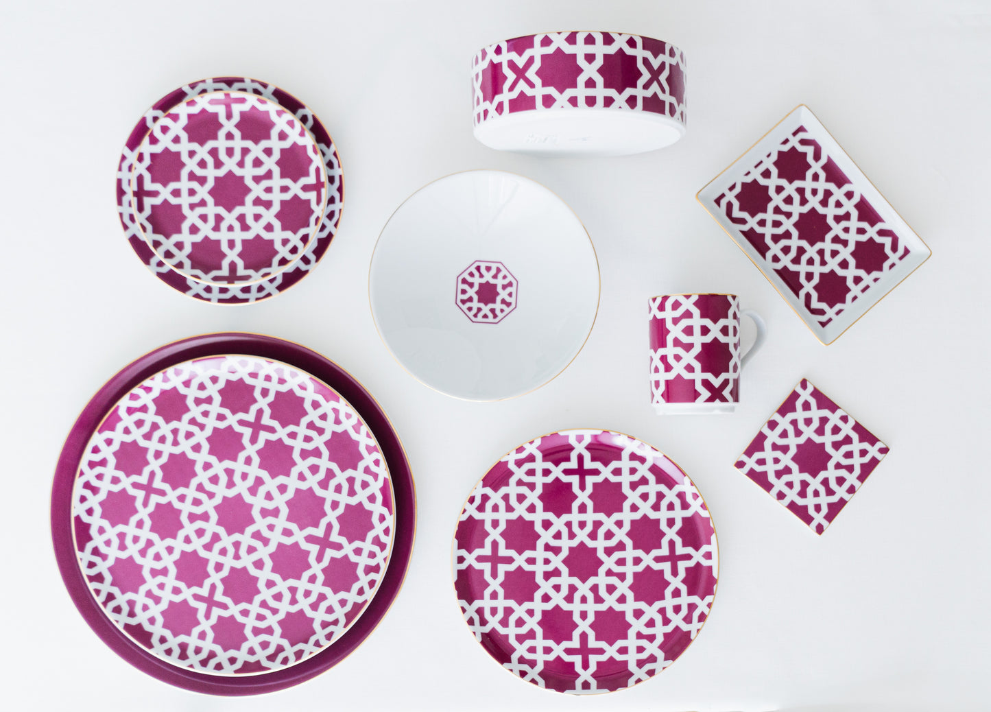 service de table six personnes bordeaux motifs marocain