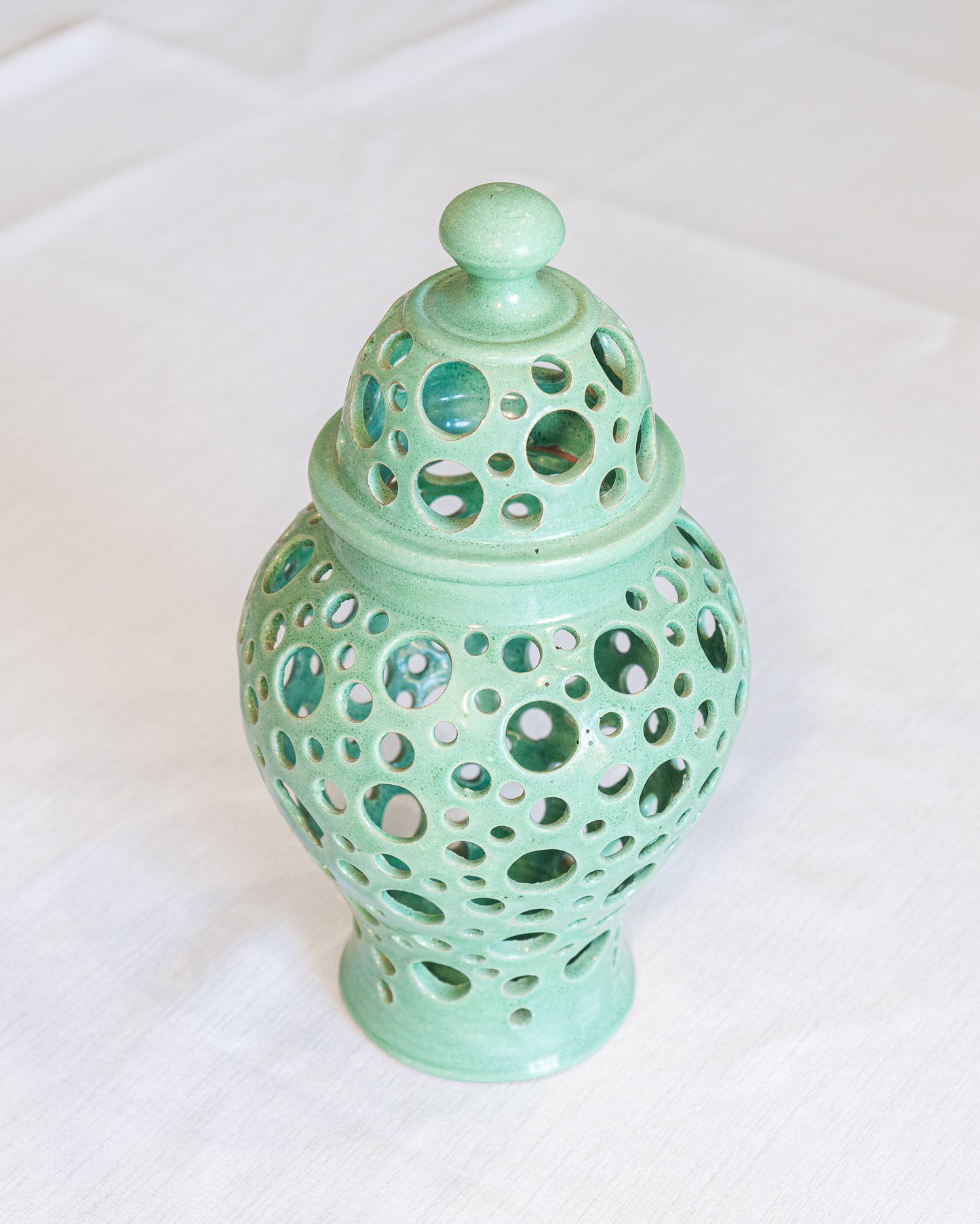 vase ceramique artisanal vert eau