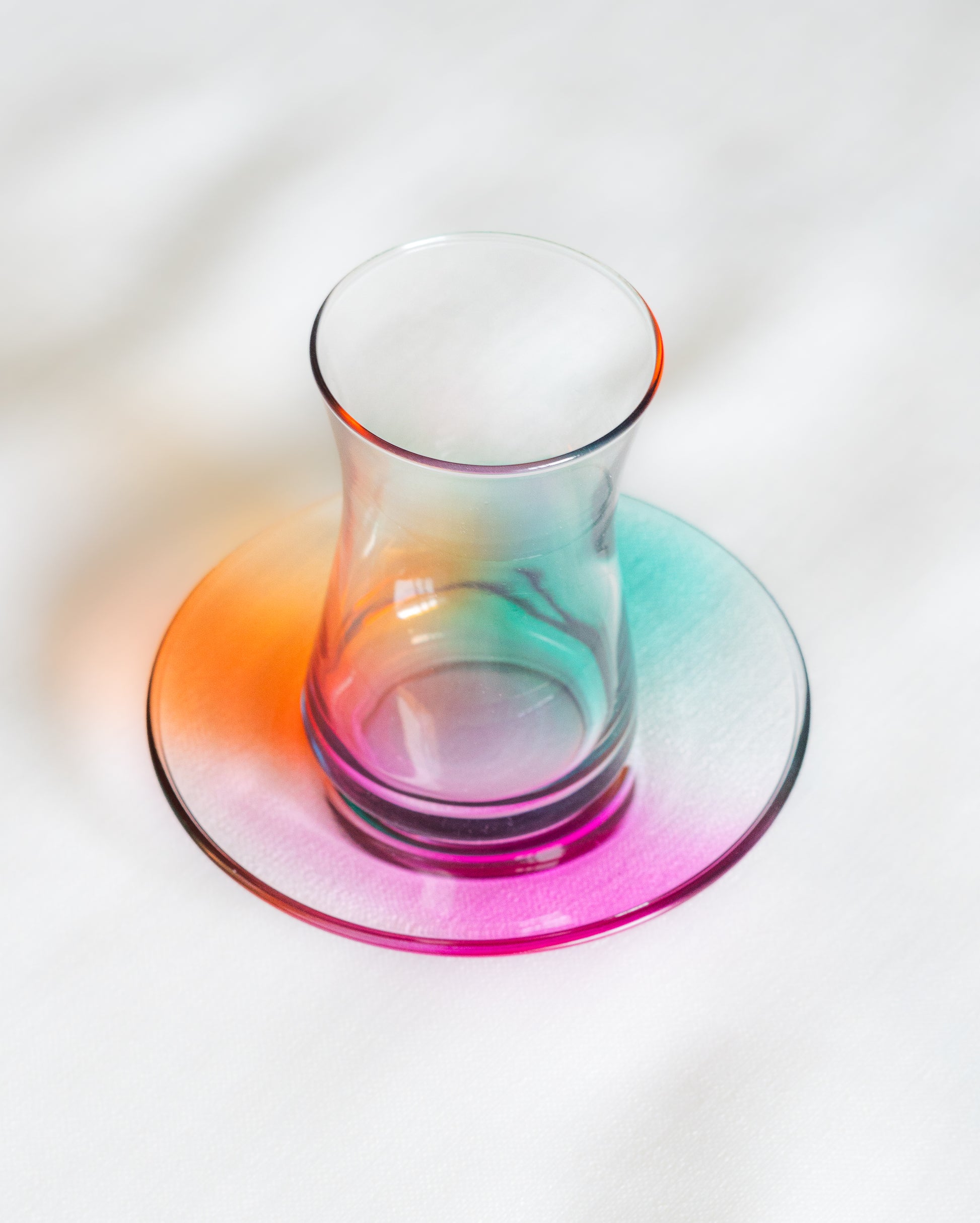 verres à the rainbow avec soucoupe assortie